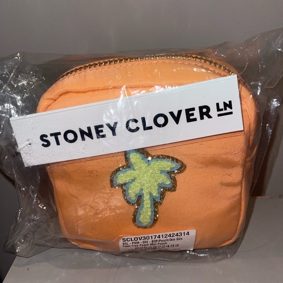 NWT Stoney Clover Lane Pouch - Picture 7 of 8